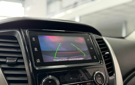 Mitsubishi Pajero Sport III рестайлинг, 2017 год, 2 475 000 рублей, 14 фотография