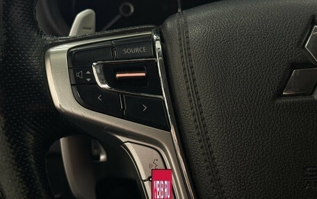 Mitsubishi Pajero Sport III рестайлинг, 2017 год, 2 475 000 рублей, 16 фотография