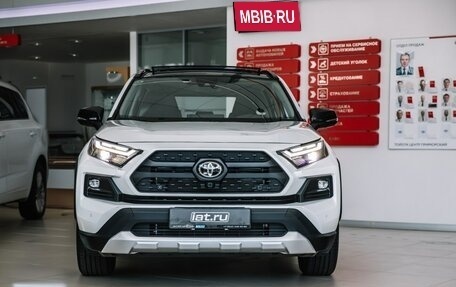 Toyota RAV4, 2025 год, 4 990 000 рублей, 2 фотография
