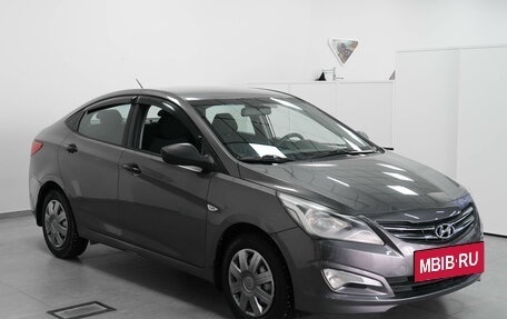 Hyundai Solaris II рестайлинг, 2015 год, 799 000 рублей, 2 фотография