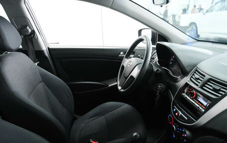 Hyundai Solaris II рестайлинг, 2015 год, 799 000 рублей, 8 фотография