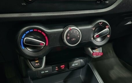 KIA Rio IV, 2019 год, 1 580 000 рублей, 18 фотография