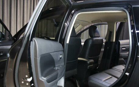 Mitsubishi Outlander III рестайлинг 3, 2014 год, 1 299 000 рублей, 8 фотография