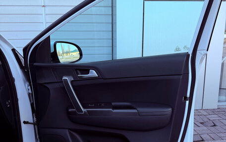 KIA Sportage IV рестайлинг, 2019 год, 2 300 000 рублей, 12 фотография