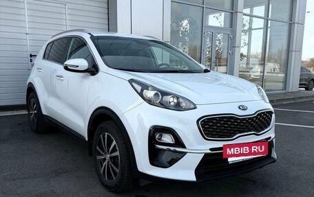 KIA Sportage IV рестайлинг, 2019 год, 2 300 000 рублей, 3 фотография