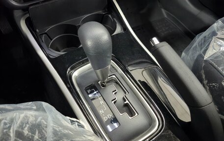 Mitsubishi Outlander III рестайлинг 3, 2022 год, 2 995 000 рублей, 18 фотография