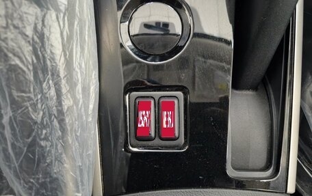 Mitsubishi Outlander III рестайлинг 3, 2022 год, 2 995 000 рублей, 17 фотография