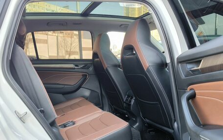 Skoda Kodiaq I, 2022 год, 4 459 000 рублей, 16 фотография