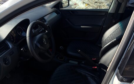 Skoda Rapid I, 2015 год, 750 000 рублей, 5 фотография