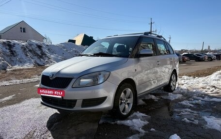 Skoda Fabia II, 2013 год, 880 000 рублей, 2 фотография