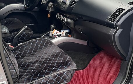 Mitsubishi Outlander III рестайлинг 3, 2007 год, 1 050 000 рублей, 3 фотография