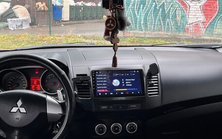 Mitsubishi Outlander III рестайлинг 3, 2007 год, 1 050 000 рублей, 6 фотография