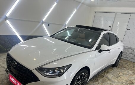 Hyundai Sonata VIII, 2022 год, 1 800 000 рублей, 3 фотография