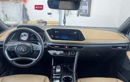 Hyundai Sonata VIII, 2022 год, 1 800 000 рублей, 14 фотография