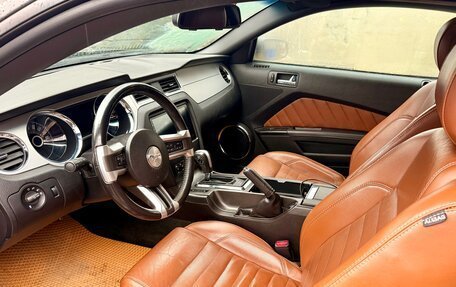 Ford Mustang VI рестайлинг, 2014 год, 2 500 000 рублей, 4 фотография