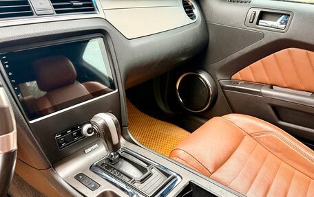 Ford Mustang VI рестайлинг, 2014 год, 2 500 000 рублей, 3 фотография