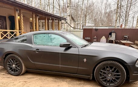 Ford Mustang VI рестайлинг, 2014 год, 2 500 000 рублей, 6 фотография