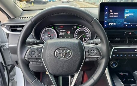 Toyota Harrier, 2021 год, 4 300 000 рублей, 10 фотография