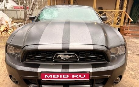 Ford Mustang VI рестайлинг, 2014 год, 2 500 000 рублей, 7 фотография