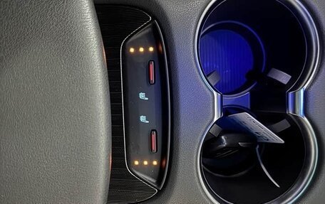 Toyota Harrier, 2021 год, 4 300 000 рублей, 25 фотография