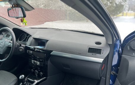 Opel Astra H, 2008 год, 530 000 рублей, 23 фотография