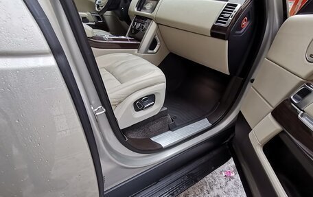 Land Rover Range Rover IV рестайлинг, 2013 год, 3 500 000 рублей, 37 фотография