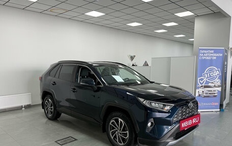 Toyota RAV4, 2020 год, 2 950 000 рублей, 3 фотография