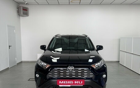 Toyota RAV4, 2020 год, 2 950 000 рублей, 2 фотография