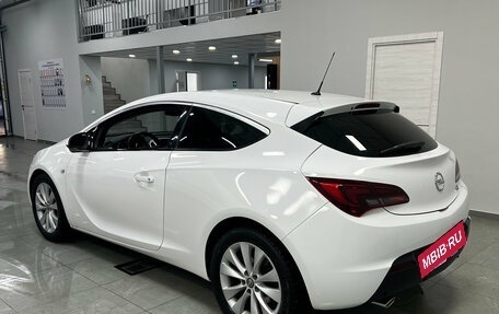 Opel Astra J, 2013 год, 950 000 рублей, 4 фотография