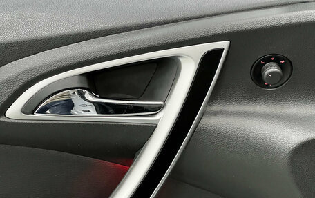 Opel Astra J, 2013 год, 950 000 рублей, 9 фотография