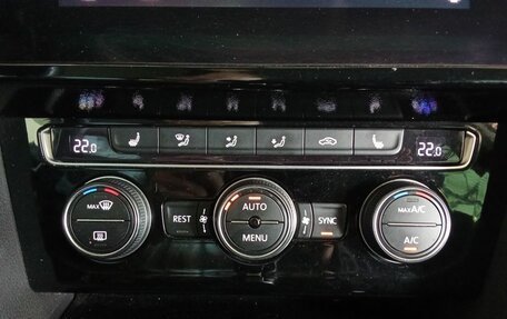 Volkswagen Passat B8 рестайлинг, 2018 год, 2 395 000 рублей, 15 фотография