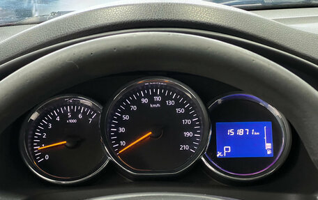 Renault Logan II, 2016 год, 750 000 рублей, 15 фотография