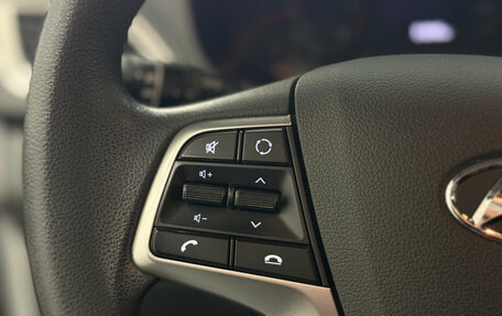 Hyundai Solaris II рестайлинг, 2021 год, 1 790 000 рублей, 6 фотография