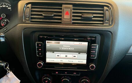 Volkswagen Jetta VI, 2012 год, 661 000 рублей, 13 фотография