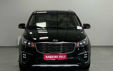 KIA Carnival III, 2018 год, 2 790 000 рублей, 5 фотография
