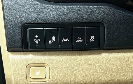 KIA Carnival III, 2018 год, 2 790 000 рублей, 10 фотография