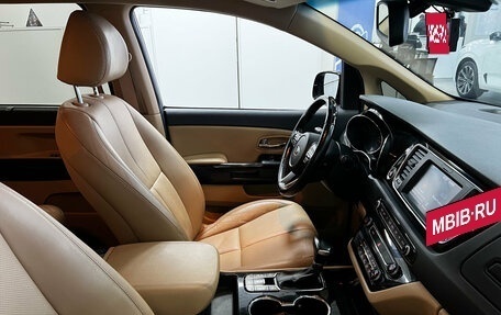 KIA Carnival III, 2018 год, 2 790 000 рублей, 11 фотография