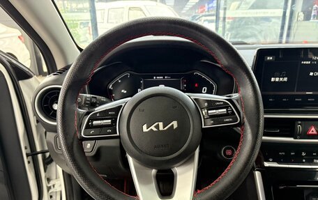 KIA K3, 2022 год, 1 245 000 рублей, 10 фотография