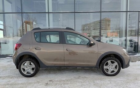 Renault Sandero II рестайлинг, 2021 год, 1 399 500 рублей, 5 фотография