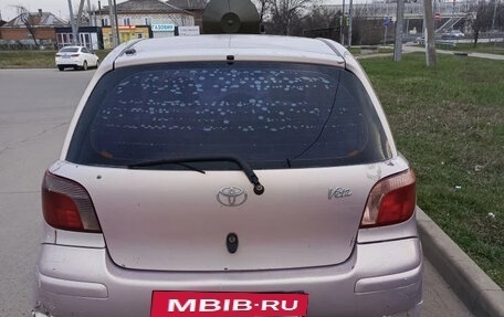 Toyota Vitz, 2001 год, 250 000 рублей, 4 фотография