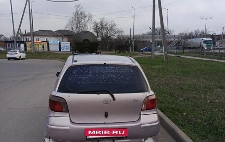 Toyota Vitz, 2001 год, 250 000 рублей, 8 фотография