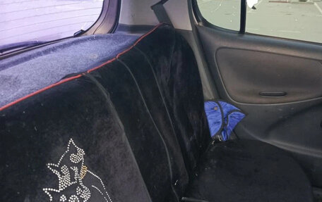 Toyota Vitz, 2001 год, 250 000 рублей, 12 фотография