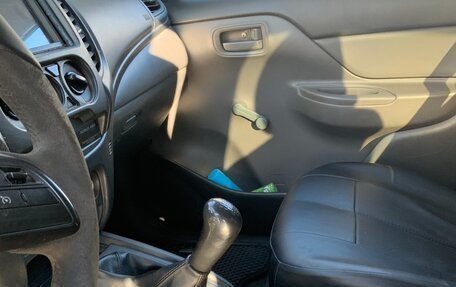 Mitsubishi L200 IV рестайлинг, 2015 год, 1 290 000 рублей, 14 фотография