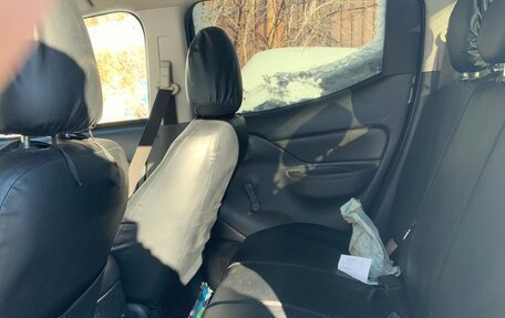 Mitsubishi L200 IV рестайлинг, 2015 год, 1 290 000 рублей, 15 фотография