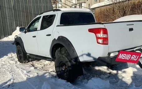 Mitsubishi L200 IV рестайлинг, 2015 год, 1 290 000 рублей, 23 фотография