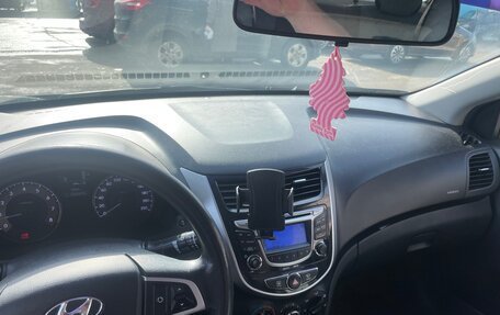 Hyundai Solaris II рестайлинг, 2012 год, 630 000 рублей, 15 фотография