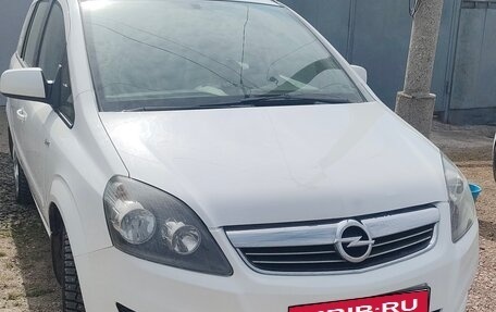 Opel Zafira B, 2012 год, 900 000 рублей, 9 фотография