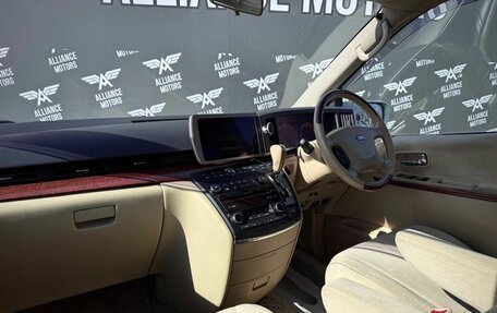 Nissan Elgrand III, 2005 год, 1 630 000 рублей, 26 фотография