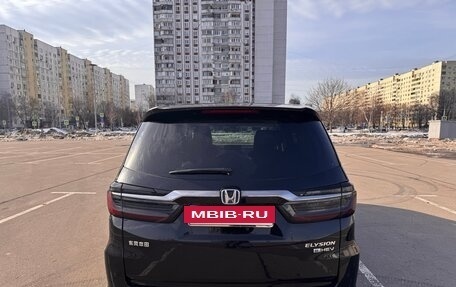 Honda Elysion, 2022 год, 3 900 000 рублей, 5 фотография