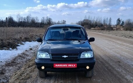 Chevrolet Niva I рестайлинг, 2003 год, 210 000 рублей, 4 фотография
